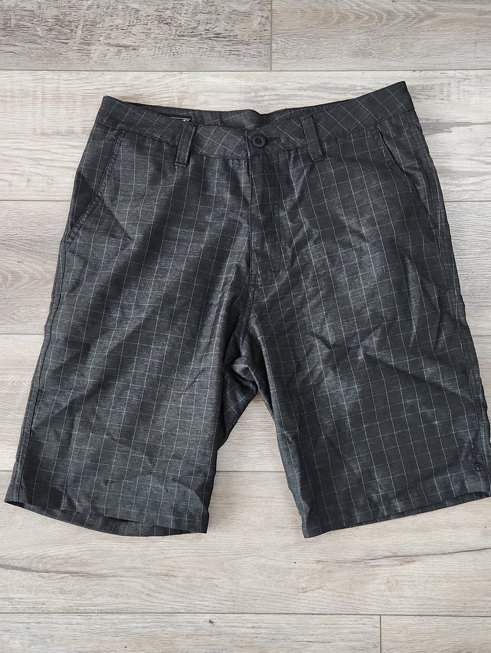 O'Neill Men's Charcoal Windowpane Flat-Front Relaxed Fit Shorts